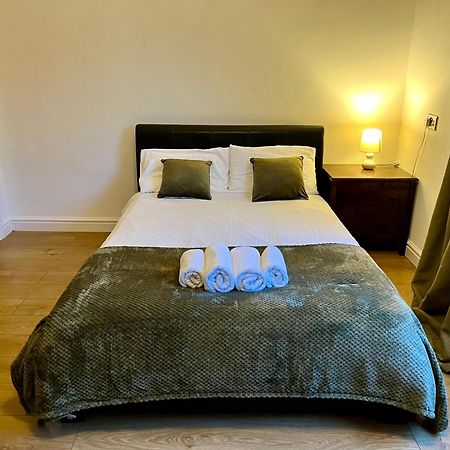 Housefield Stay, Room 4 Stoke-on-Trent Exterior foto