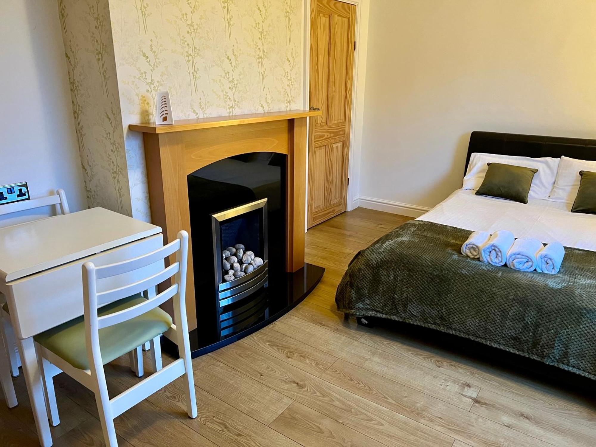 Housefield Stay, Room 4 Stoke-on-Trent Exterior foto