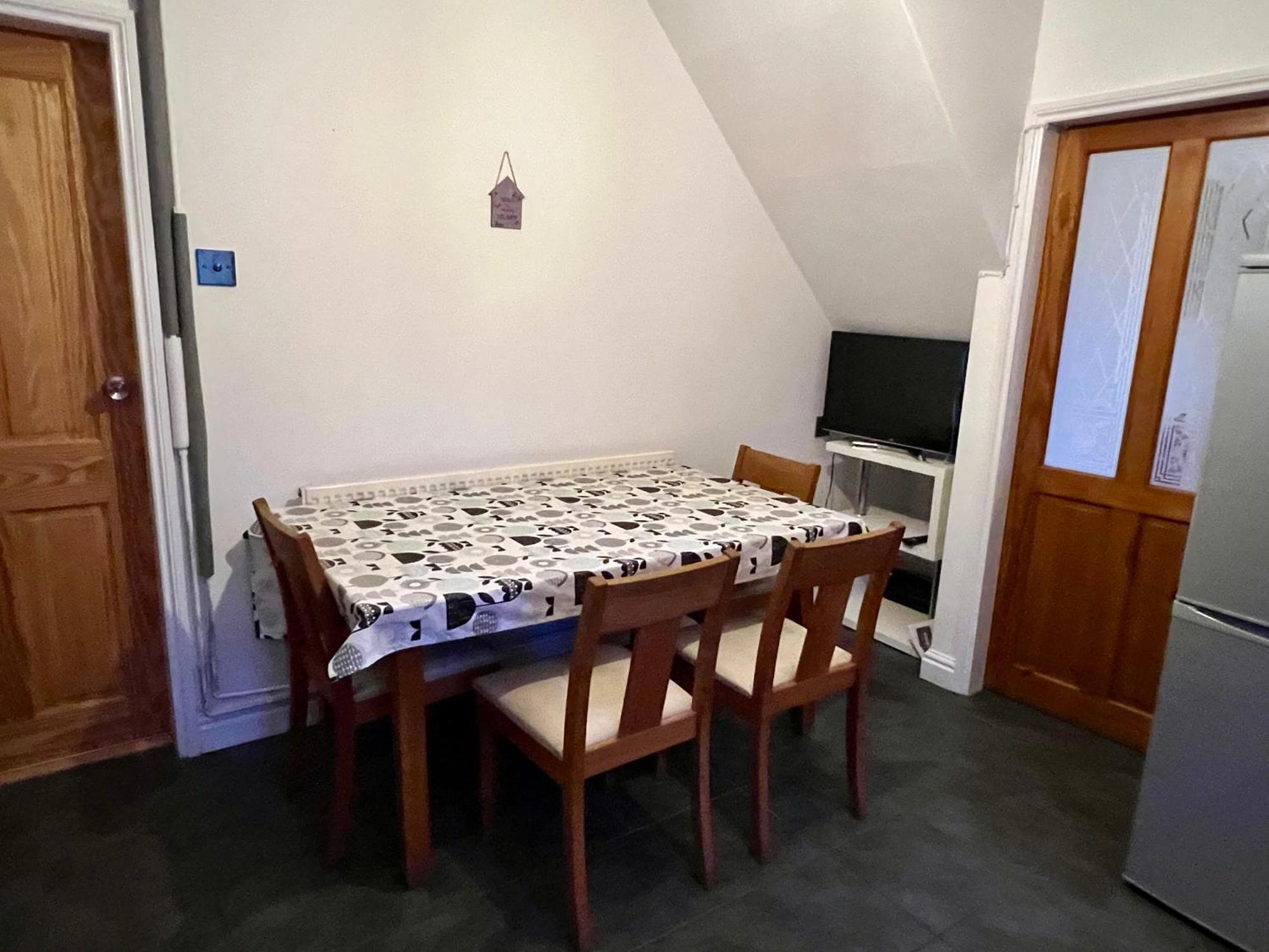 Housefield Stay, Room 4 Stoke-on-Trent Exterior foto